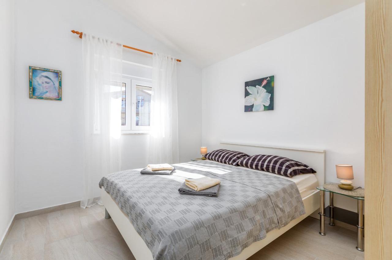 Apartmani Magdalena 普拉 外观 照片